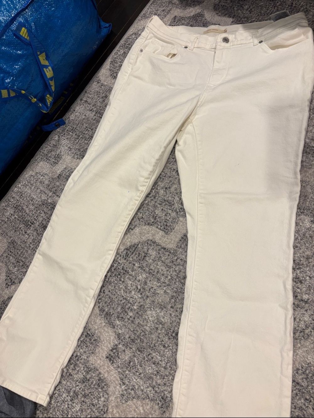 Levi's Women's Straight Leg Jeans in White